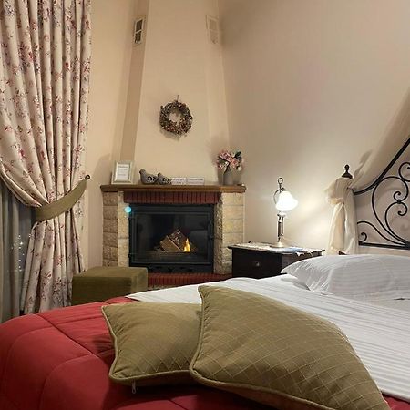 Valentini Guesthouse Karpenísion Eksteriør bilde
