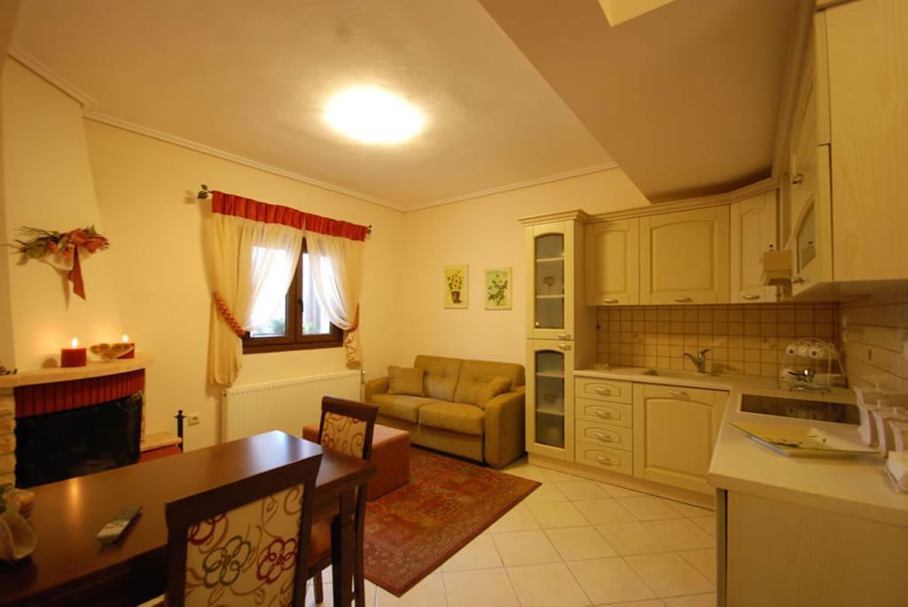 Valentini Guesthouse Karpenísion Rom bilde
